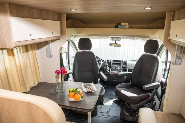 Bela-gualdeloupe-inside